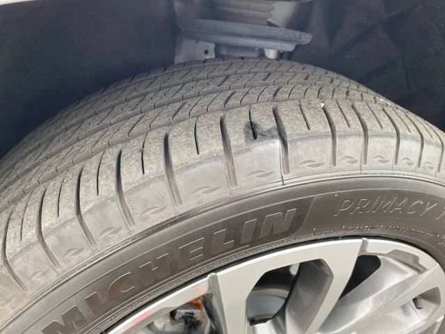 2023 GMC Acadia Denali - Photo 27