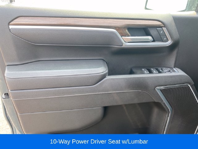 2025 Chevrolet Silverado 1500 LT - Photo 17