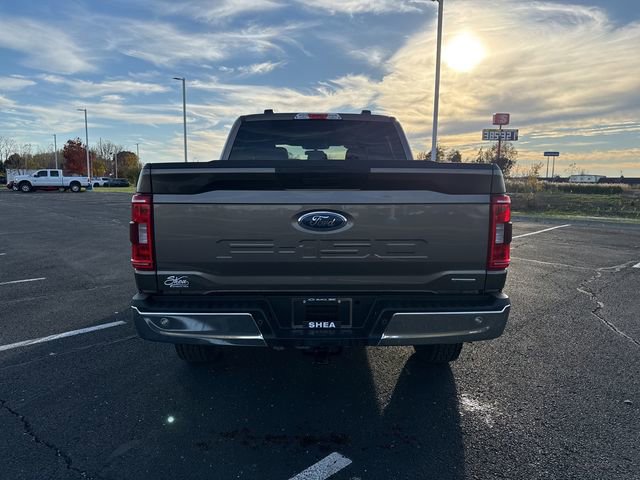 2022 Ford F-150 XLT photo 4