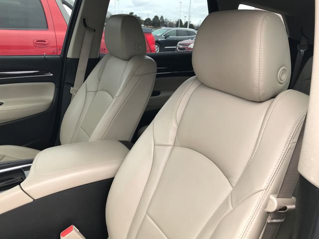 2019 Buick Enclave Essence photo 4