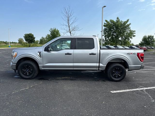 2021 Ford F-150 XLT photo 2