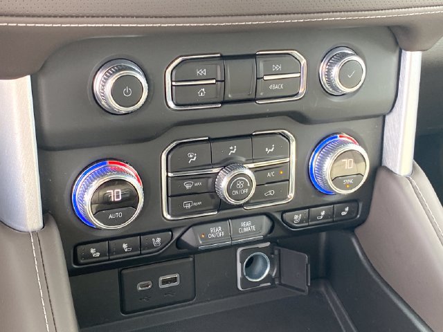 2022 GMC Yukon SLT - Photo 14