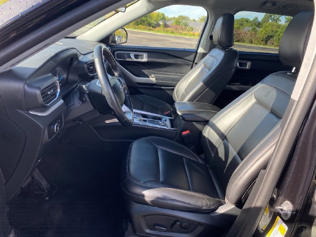 2023 Ford Explorer XLT - Photo 16