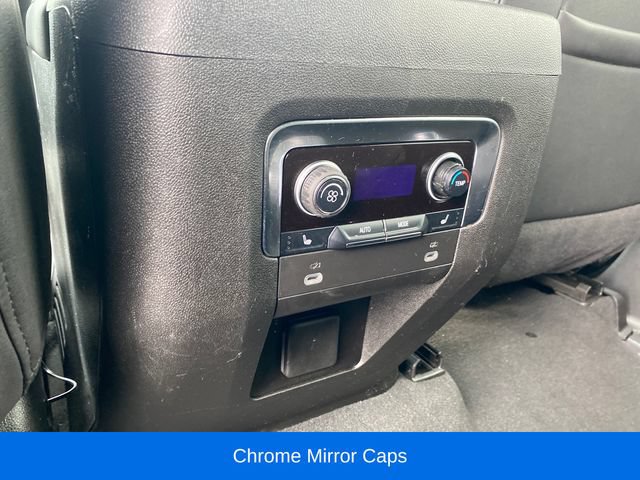 2024 Chevrolet Suburban Premier - Photo 19