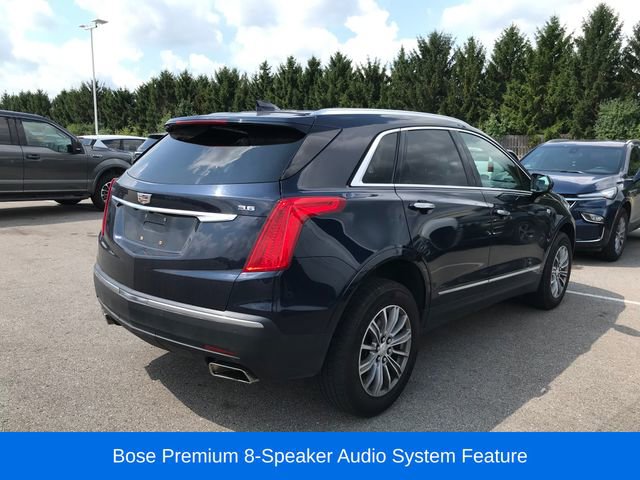 2017 Cadillac XT5 Luxury photo 2