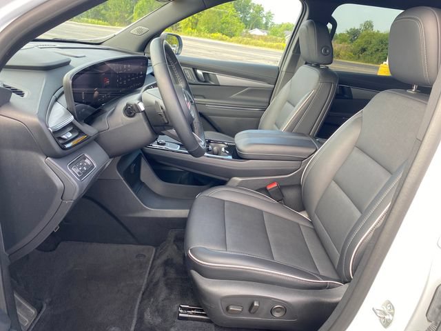 2025 Buick Enclave Preferred - Photo 16