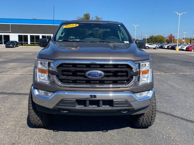 2022 Ford F-150 XLT photo 2