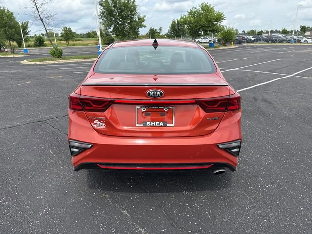 2020 Kia Forte GT-Line photo 4