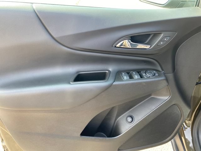 2024 Chevrolet Equinox LT - Photo 16