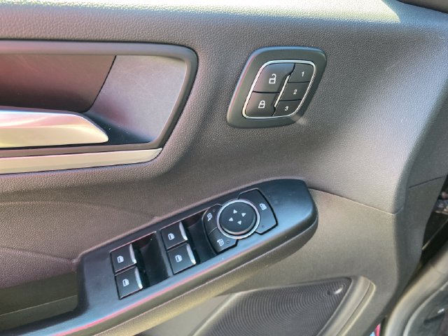 2024 Ford Escape Platinum - Photo 17