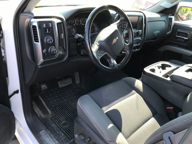 2015 Chevrolet Silverado 1500 LT photo 3