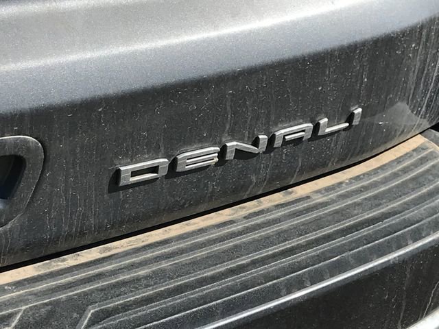 2022 Gmc Yukon Denali photo 4