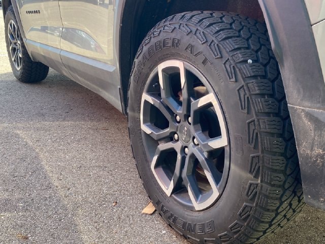 2025 Chevrolet Equinox ACTIV - Photo 38