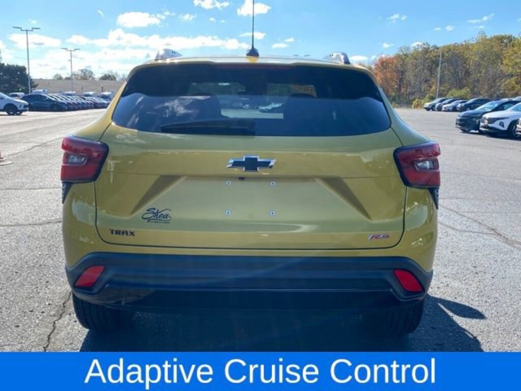 Used 2025 Chevrolet Trax 2RS SUV