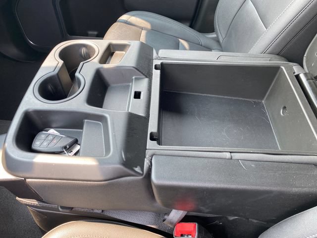2025 GMC Sierra 1500 SLT - Photo 15