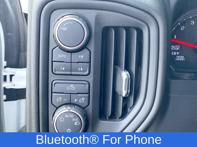 2022 Chevrolet Silverado 1500 Limited Custom - Photo 17