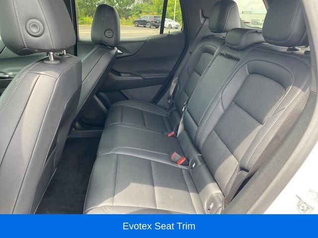 2025 Chevrolet Equinox LT - Photo 17