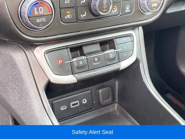 2024 GMC Terrain SLE - Photo 13