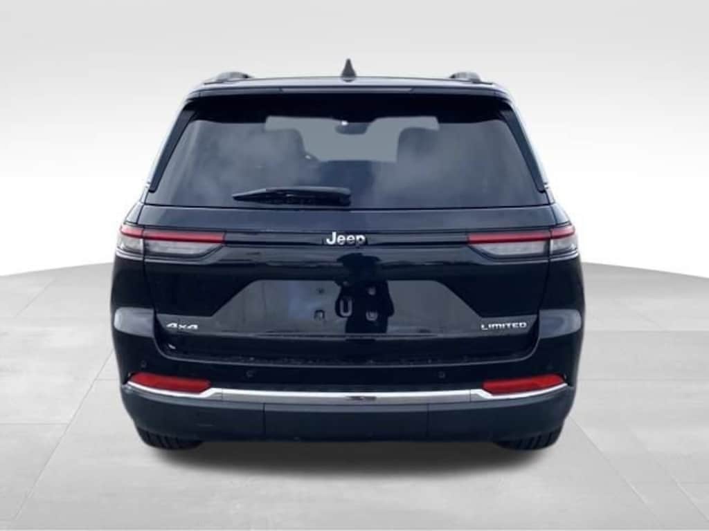 Used 2023 Jeep Grand Cherokee Limited