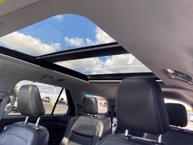 2023 Ford Explorer Limited - Photo 16