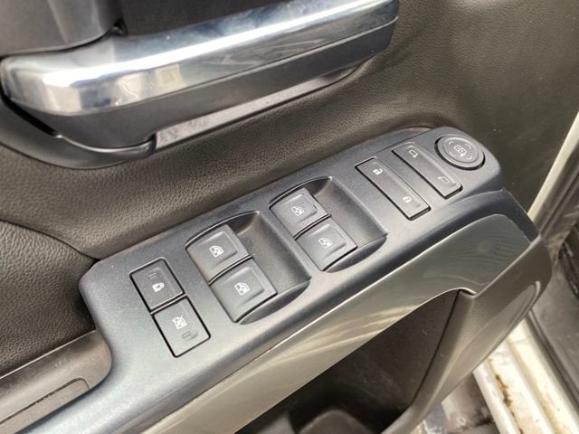 2019 Chevrolet Silverado 1500 LD LT - Photo 16