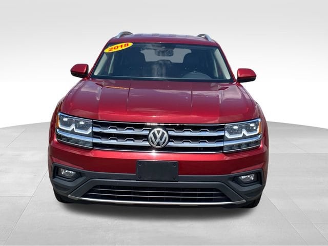 Used 2018 Volkswagen Atlas SE w/Tech with VIN 1V2LR2CA8JC538351 for sale in Flint Township, MI