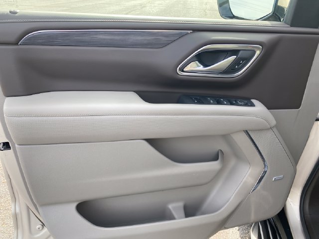 2022 GMC Yukon SLT - Photo 17