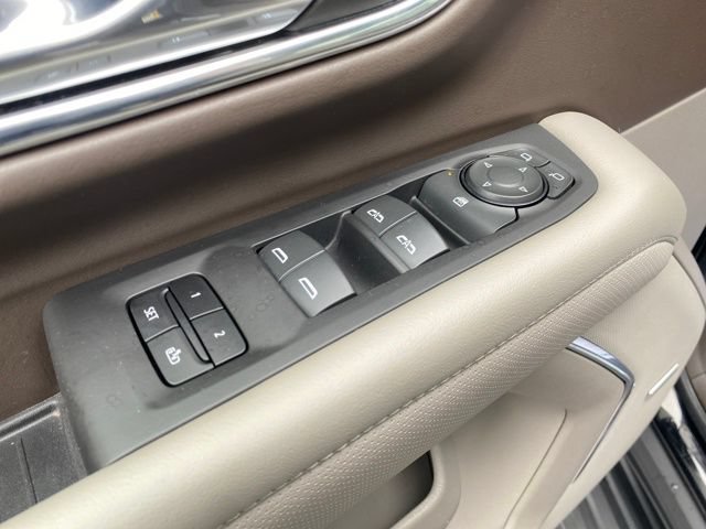 2024 GMC Yukon SLT - Photo 17