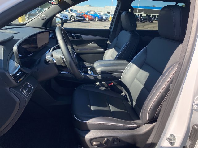 2025 Buick Enclave Preferred - Photo 16
