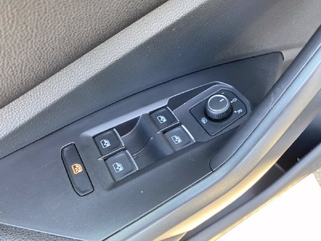2024 Volkswagen Jetta SE - Photo 17