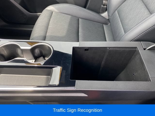 2025 Chevrolet Equinox LT - Photo 13