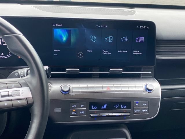 2025 Hyundai Kona SEL - Photo 10
