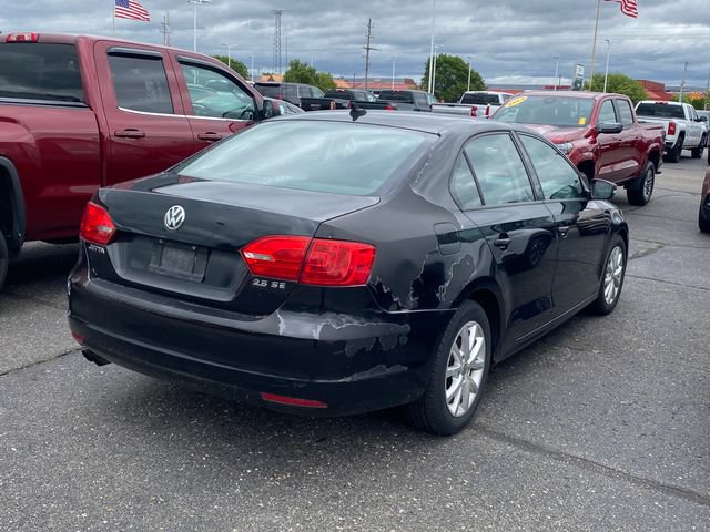 Used 2011 Volkswagen Jetta SE with VIN 3VWDX7AJ2BM021376 for sale in Flint Township, MI