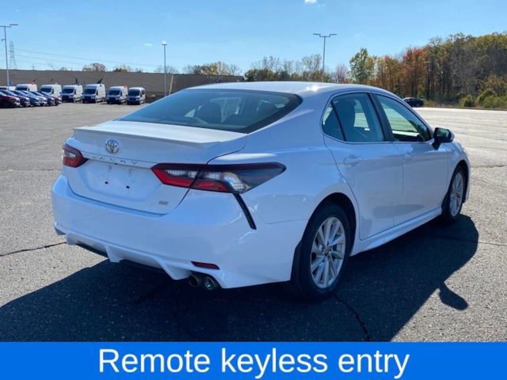 Used 2022 Toyota Camry SE