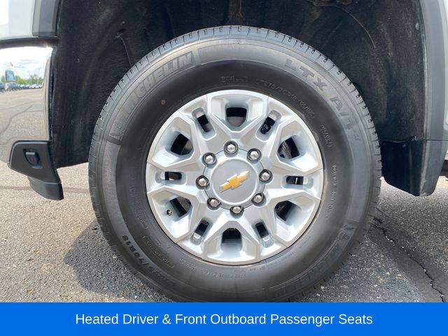 2025 Chevrolet Silverado 3500HD LT - Photo 22