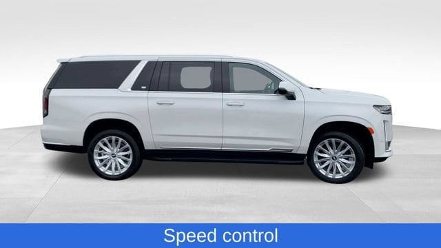 2023 Cadillac Escalade ESV Luxury - Photo 11