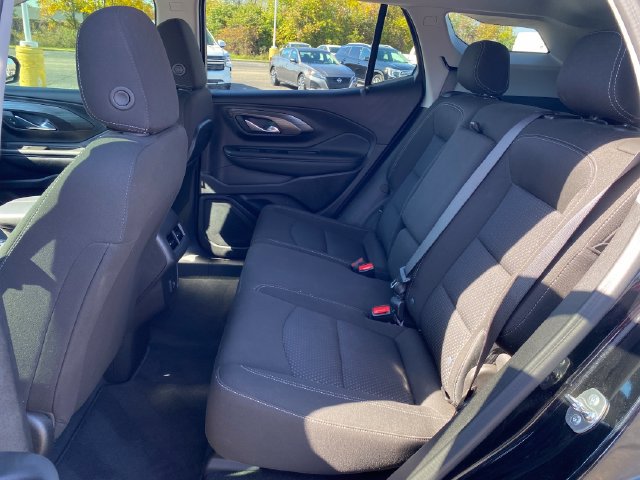 2024 GMC Terrain SLE - Photo 18