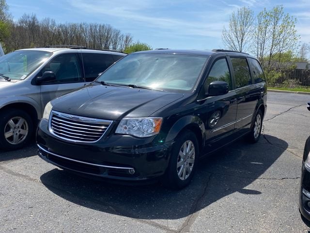 2011 Chrysler Town & Country Touring-L