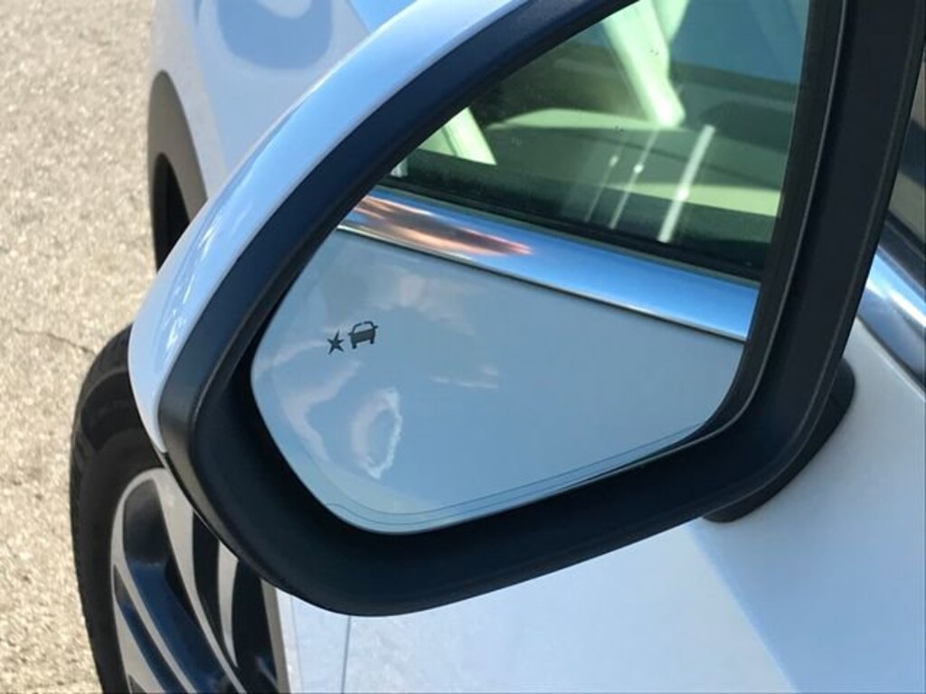 Used 2023 Buick Envision Essence SUV