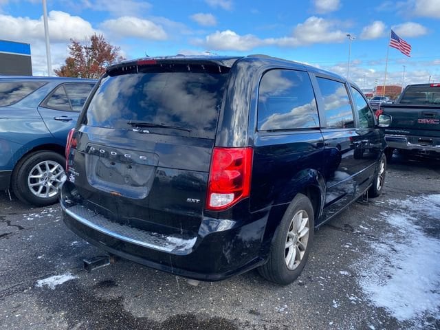 Used 2015 Dodge Grand Caravan SXT with VIN 2C4RDGCGXFR570471 for sale in Flint Township, MI