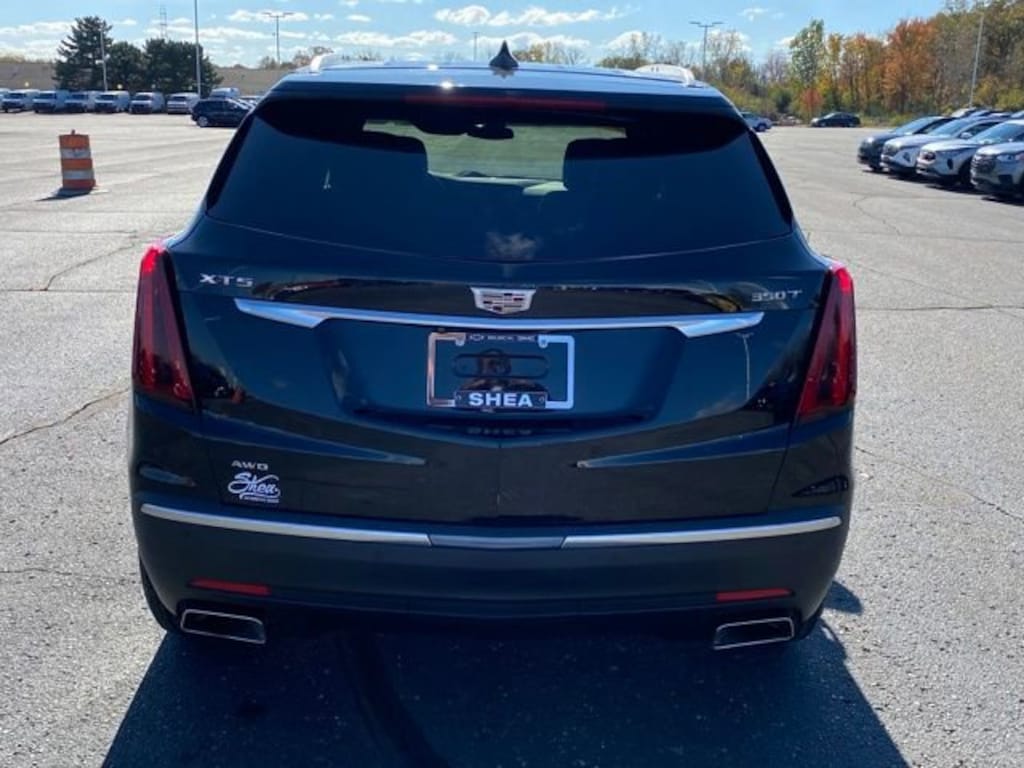 Used 2023 CADILLAC XT5 Luxury SUV