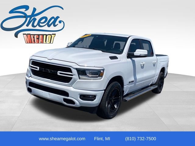 2019 RAM 1500 Big Horn/Lone Star 4x4 Crew Cab 5'7's photo