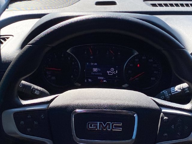 2024 GMC Terrain SLE - Photo 9