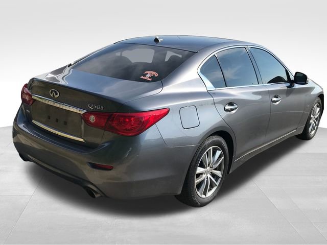 2015 Infiniti Q50 photo 2