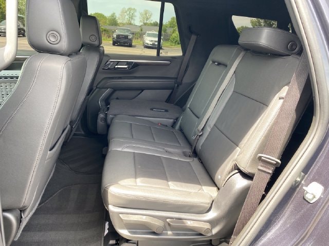 2025 Chevrolet Tahoe LT - Photo 18