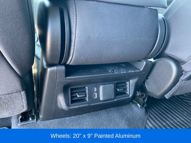 2025 Chevrolet Silverado 1500 LT - Photo 20