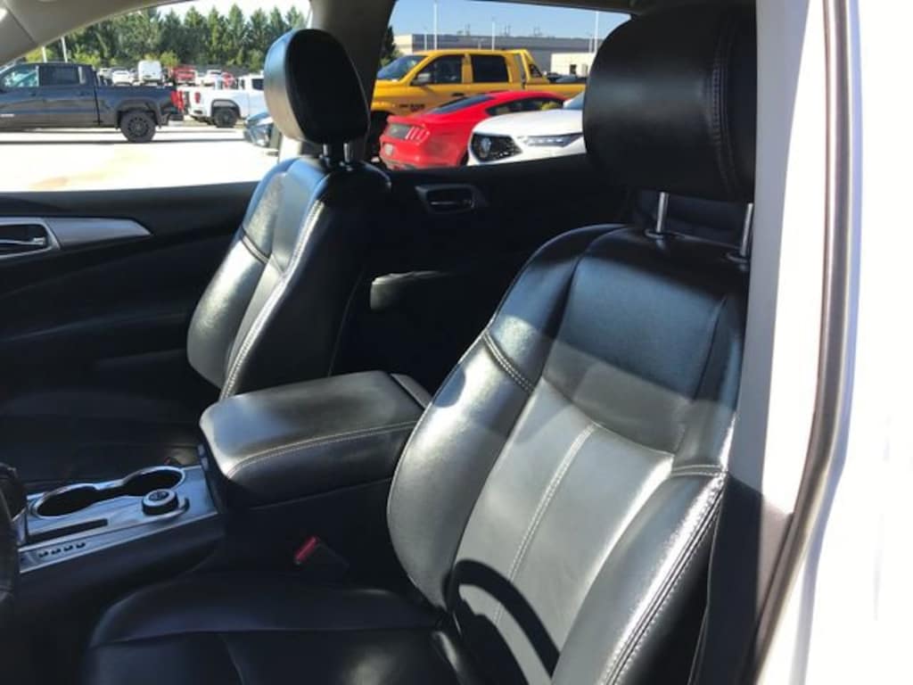 Used 2018 Nissan Pathfinder S