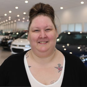 Staff member Dayna Perdue from ID_11711c