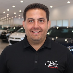 Staff member Ray Denam from ID_d10549