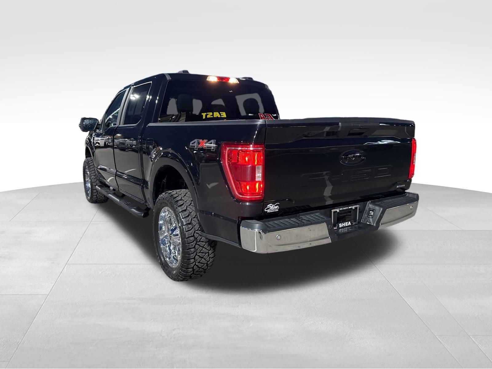 2022 Ford F-150 XLT photo 3